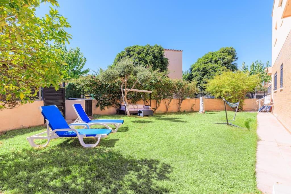 Adosado Con Jardin En Los Xalets De Salou Luaran gambar