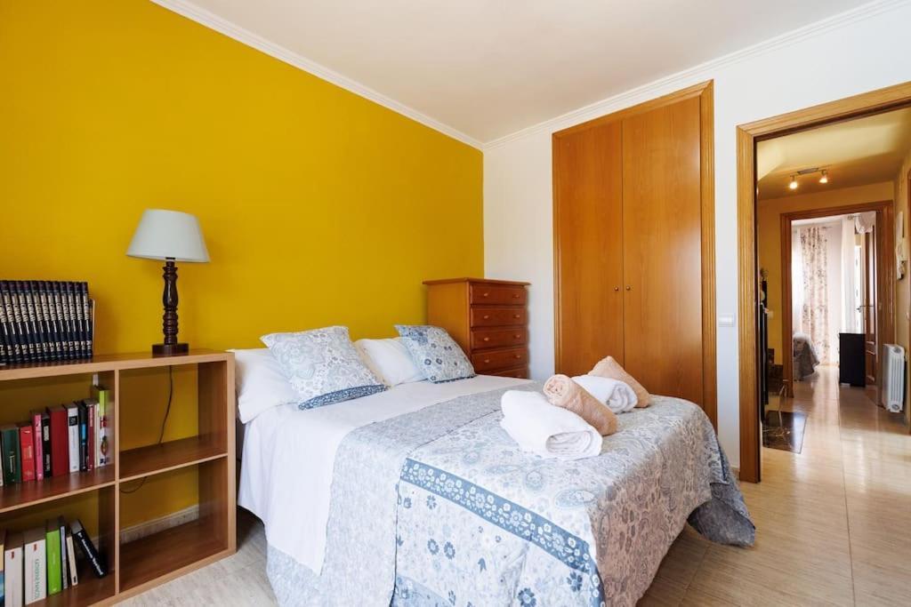 Adosado Con Jardin En Los Xalets De Salou Luaran gambar