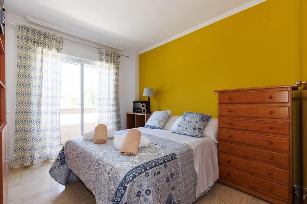 Adosado Con Jardin En Los Xalets De Salou Luaran gambar